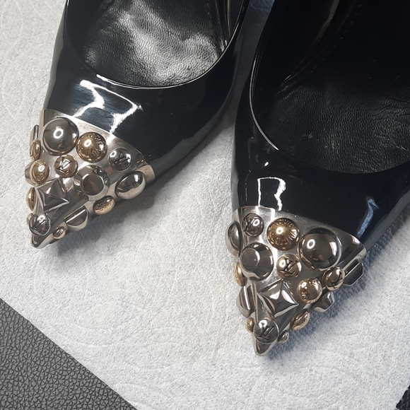 Authentic Louise Vuitton heels - Picture 5 of 6